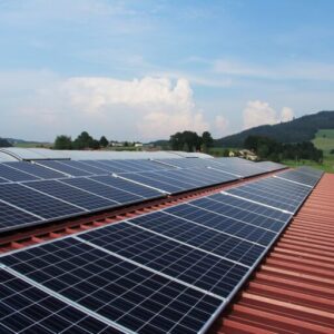 noleggio superficie superiore di magazzino di stoccaggio per impianto energia solare